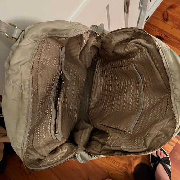 Prada ruched satchel with shoulder strap cream - Picture 9 of 10